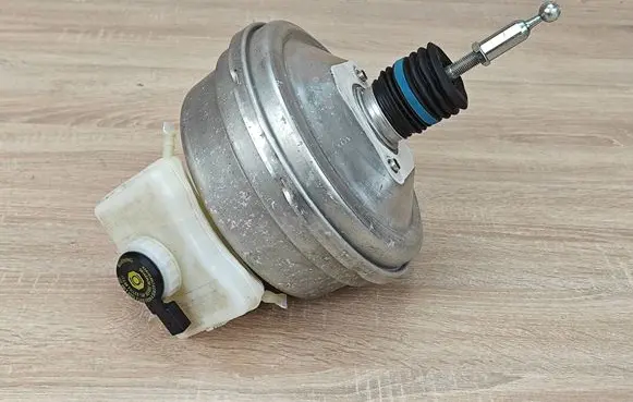 Audi A6 S6 C7 4G Brake booster 4G1612103H