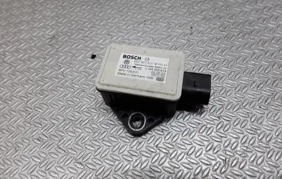 Audi A6 S6 C6 4F ESP acceleration yaw rate sensor 8E0907637B 0265005618