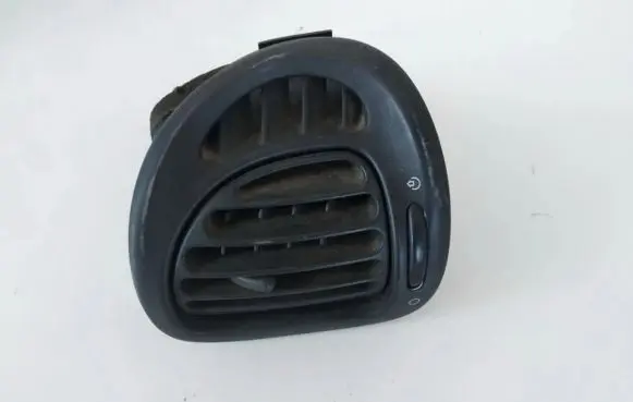Citroen Xsara Picasso Dash center air vent grill 9631280177