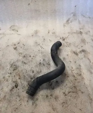 Nissan Rogue Engine coolant pipe/hose