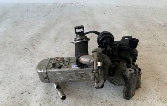 Citroen C5 EGR valve cooler V29004027