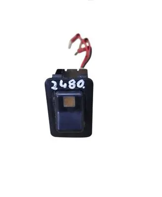 Mitsubishi Pajero Light switch