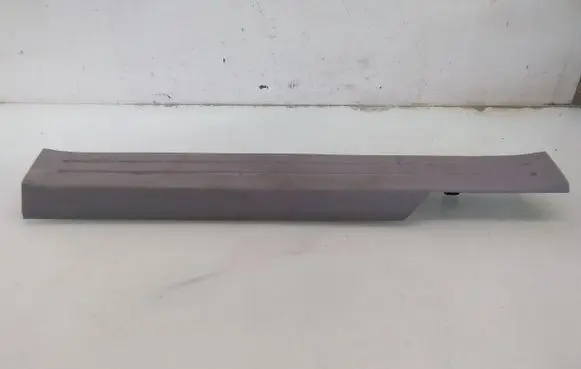 KIA Sorento Front sill trim cover 858713E000