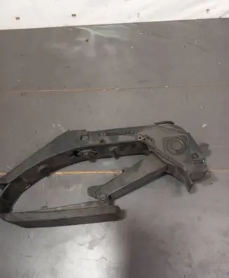 Accelerator throttle pedal