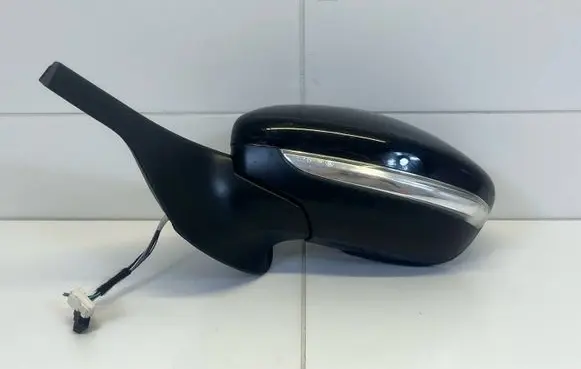Citroen C3 Front door electric wing mirror 232636289