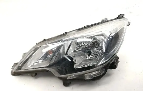 Mitsubishi Space Star Headlight/headlamp 
