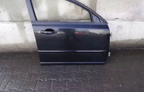 Volvo V50 Front door
