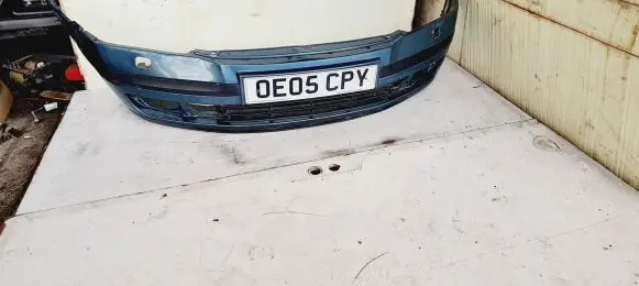 Skoda Octavia Mk2 (1Z) Front bumper 1Z0807221