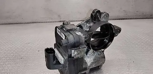 Opel Zafira B Throttle valve 48CPD4