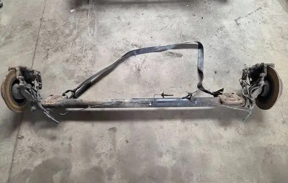 Renault Master II Rear axle beam