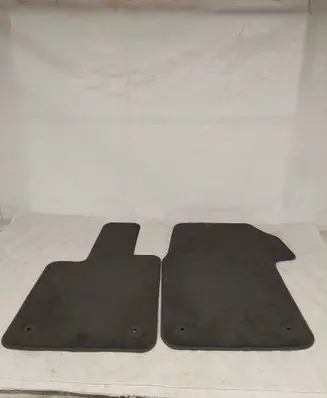Volkswagen Transporter - Caravelle T7 Car floor mat set 0002170210 7T1863598