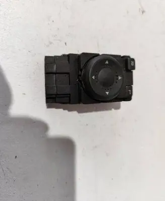 Volkswagen PASSAT B5 Wing mirror switch 3B1959565