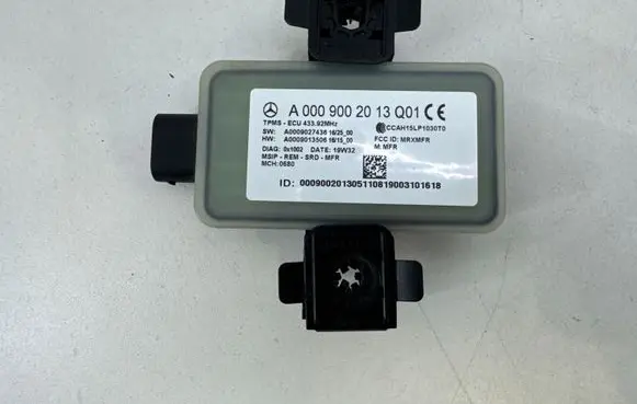 Mercedes-Benz CLS C257 Tire pressure control unit A0009002013