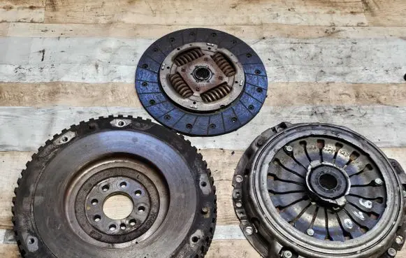 Peugeot 607 Clutch set kit 701550