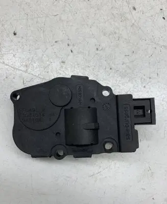 BMW 3 GT F34 Intake manifold valve actuator/motor EFB491 T946104
