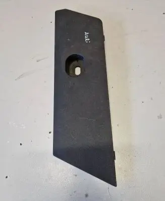 Toyota Auris 150 Battery box tray cover/lid 5844102010