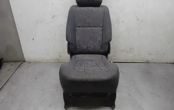 Toyota Previa (XR30, XR40) II Rear seat 