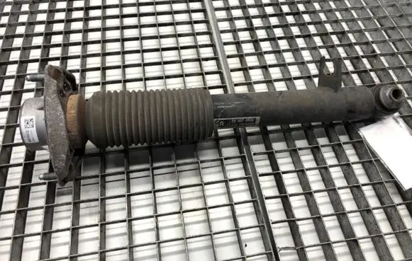BMW X6 F16 Rear shock absorber/damper 