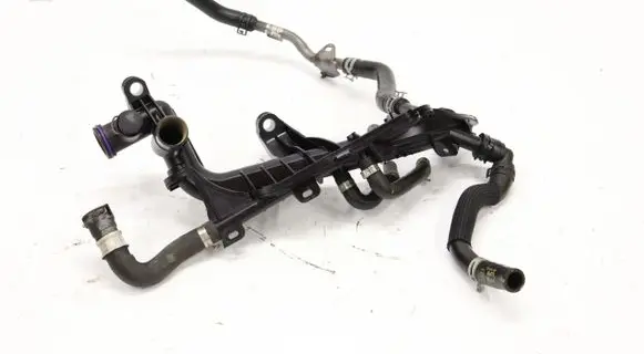 Ford Focus Engine coolant pipe/hose 9827621080