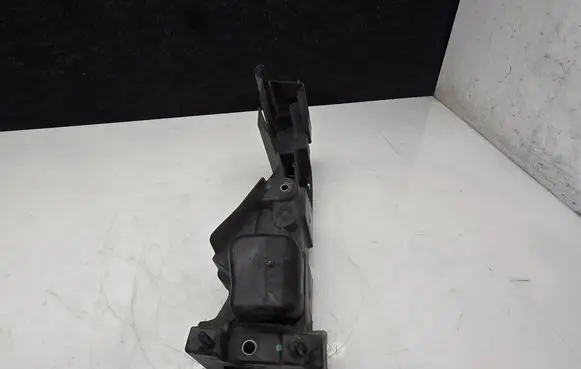 Mercedes-Benz Sprinter W906 Side radiator support slam panel A9068890131