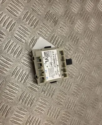 Mercedes-Benz E W213 Door control unit/module A2139000718