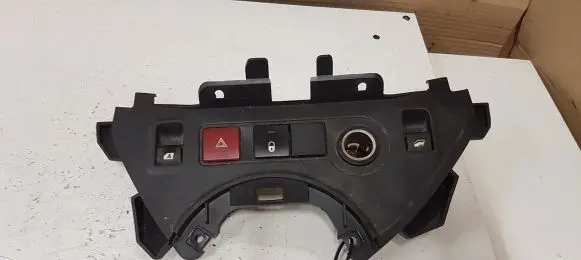 Citroen Berlingo A set of switches 9680931977