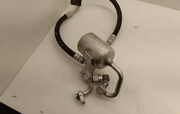KIA EV6 Air conditioning (A/C) pressure sensor P32GT10M05 2110200027