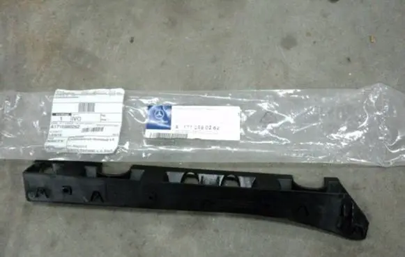 Mercedes-Benz SLK R171 Sill supporting ledge A1716980262 10200665A