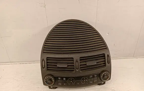Mercedes-Benz E W212 Climate control unit 2118300385