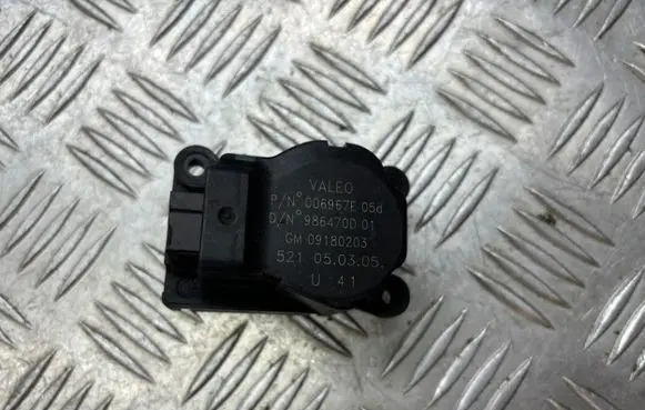 Opel Signum A/C air flow flap actuator/motor 09180203 006967E 986470D
