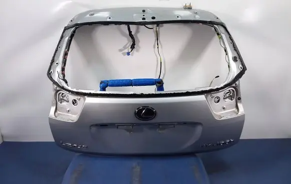 Cadillac SRX Tailgate/trunk/boot lid
