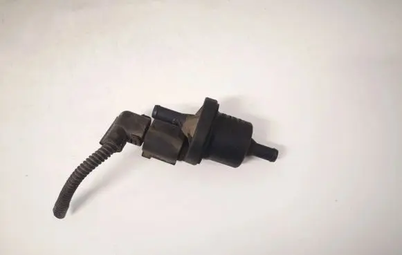 Skoda Fabia Mk1 (6Y) Valve vacuum 0280142345
