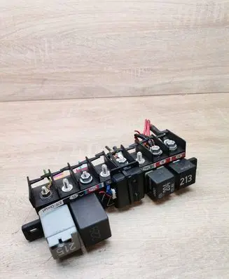 Audi A4 S4 B5 8D Fuse 4A0941822 896046