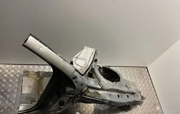Front quarter panel