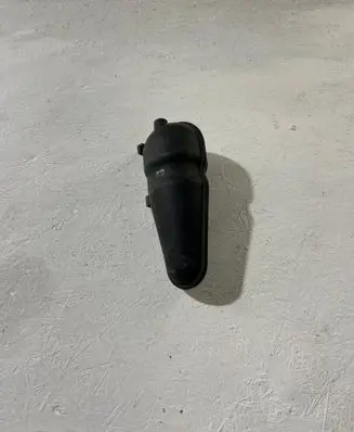 Vacuum air tank