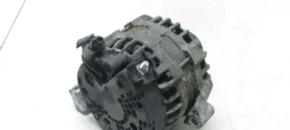 Volvo V40 Generator/alternator 31288879