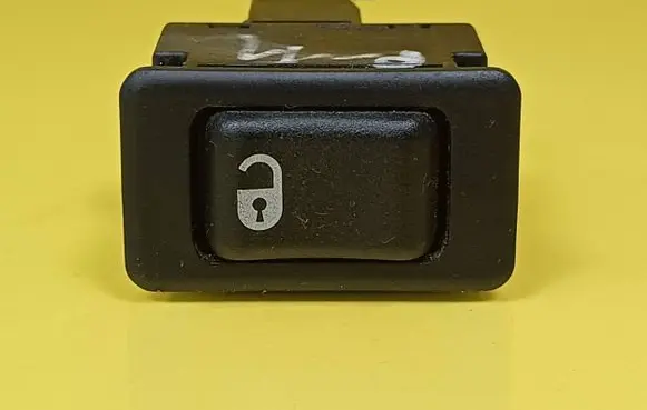 Central locking switch button