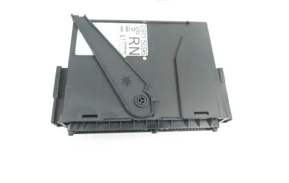 Opel Corsa C Central body control module 313203739 09115096