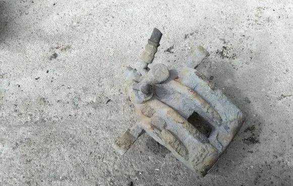 KIA Ceed Rear brake caliper