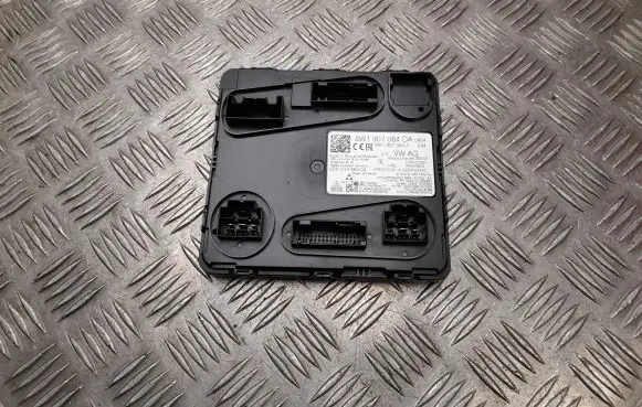 Audi A4 S4 B9 Comfort/convenience module 8W1907064DA