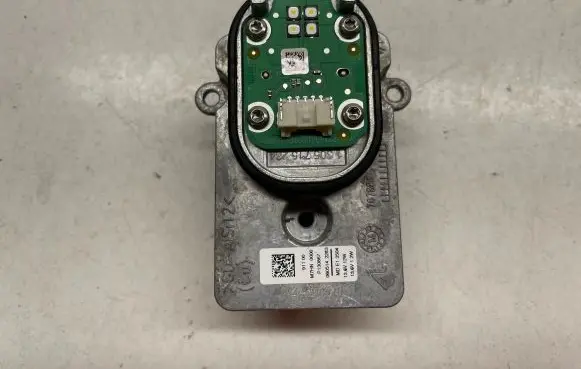 Mercedes-Benz C W205 LED ballast control module 707881 1305715284