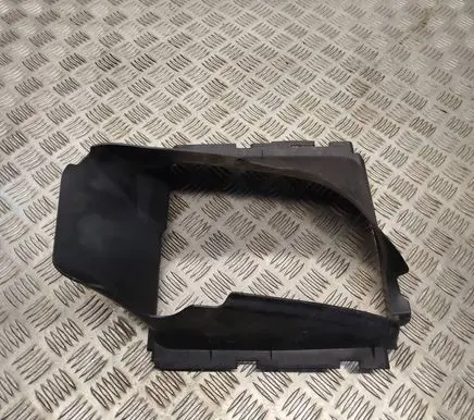 Volkswagen Touareg I Intercooler air channel guide 7L6117336B