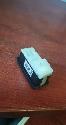 BMW 5 E60 E61 Passenger airbag on/off switch 6977788