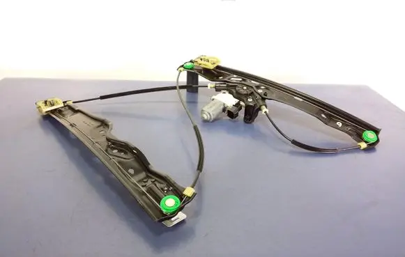 Land Rover Discovery Sport Front door window regulator with motor FK7223200AB