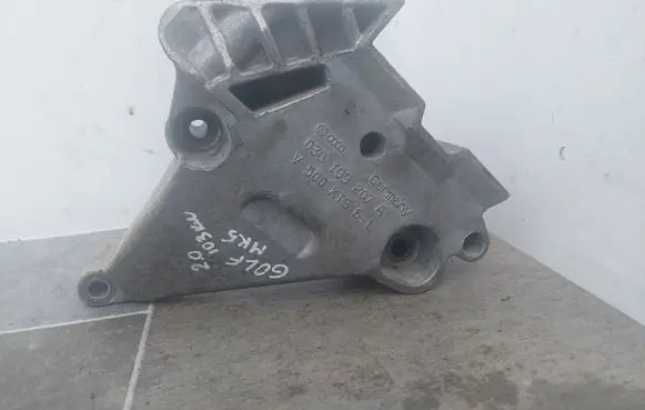 Volkswagen Golf V Engine mounting bracket 03G199207A