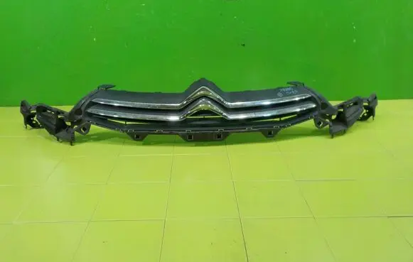 Citroen C4 II Front bumper upper radiator grill 9687946280 XP285