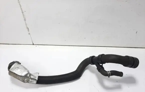 Volvo XC60 Engine coolant pipe/hose 8G918286DC