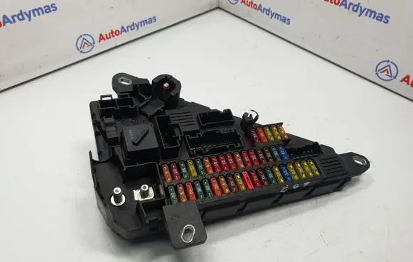 BMW 5 E60 E61 Fuse module 6906618 61146906618 61149138830