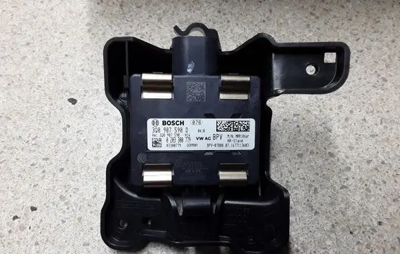 Audi A3 S3 8V Distronic sensor radar 3Q0907590D 8V5907175