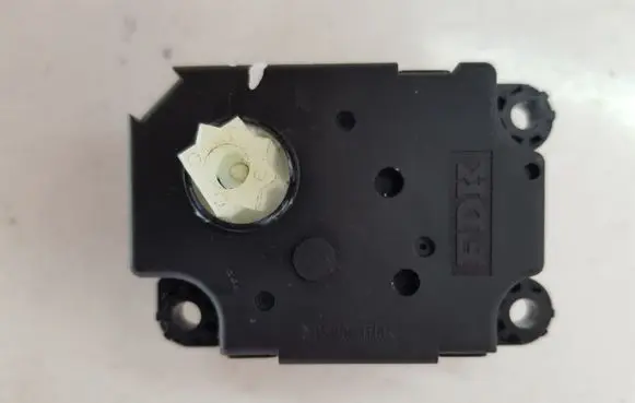 Citroen C3 Picasso Air flap motor/actuator N101980GE